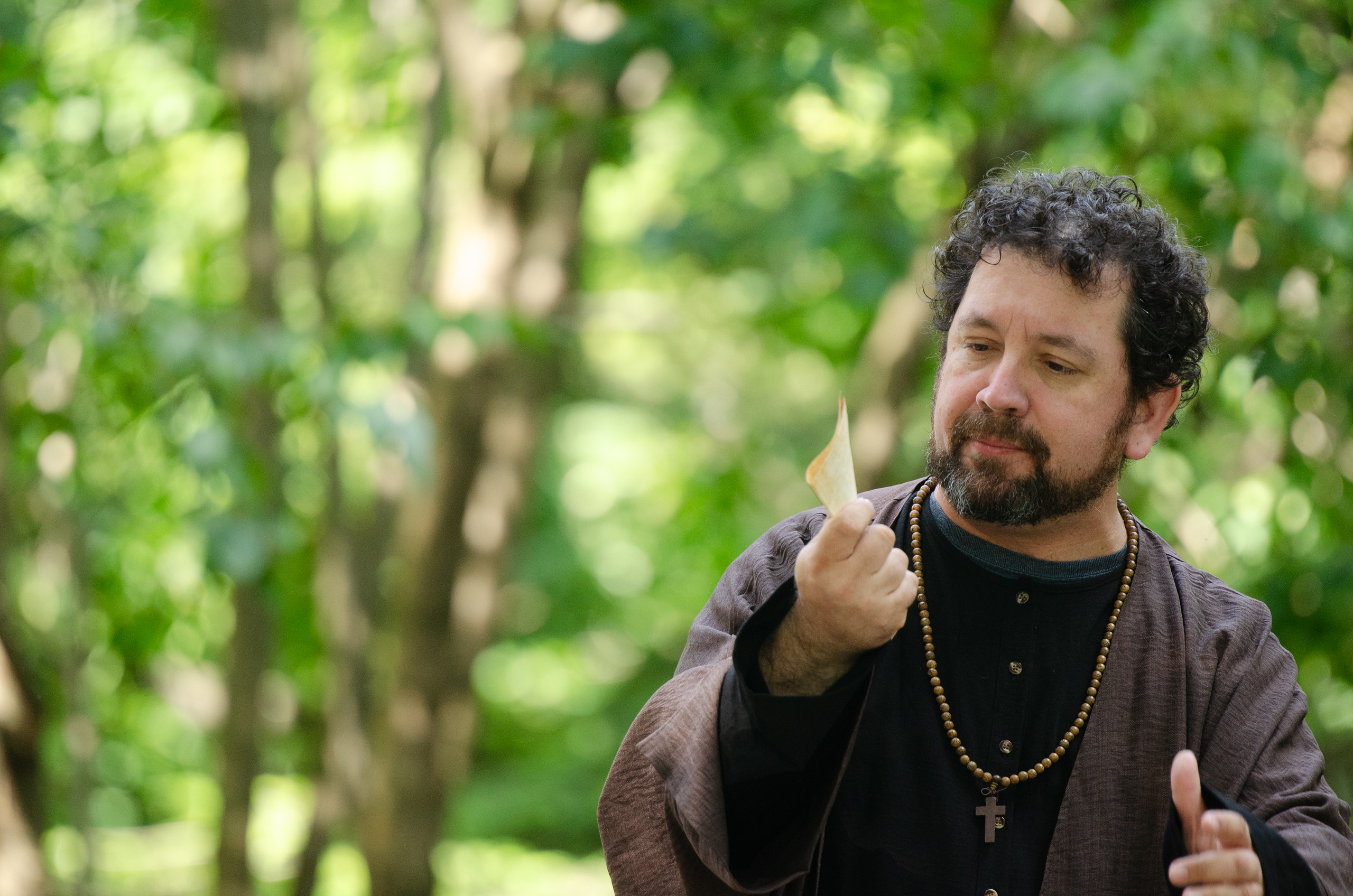 Joe as Friar Laurence, performing at Chicago Women's Park and garden